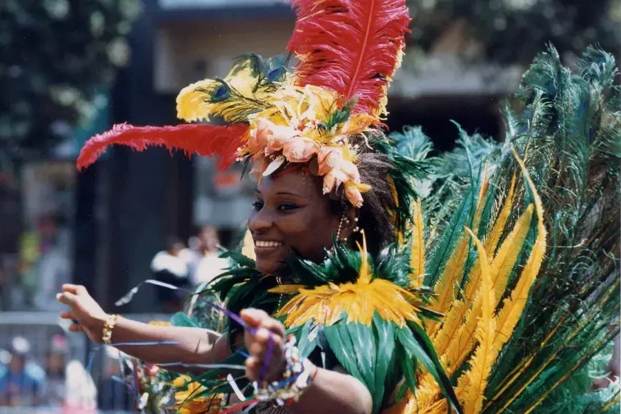 Bailarina en la celebración del carnaval