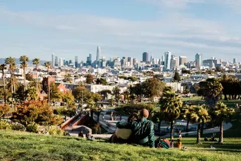 Dolores Park en una tarde soleada